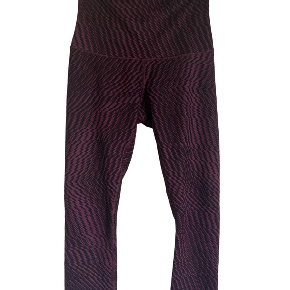 Maroon patterned Lululemon leggings
